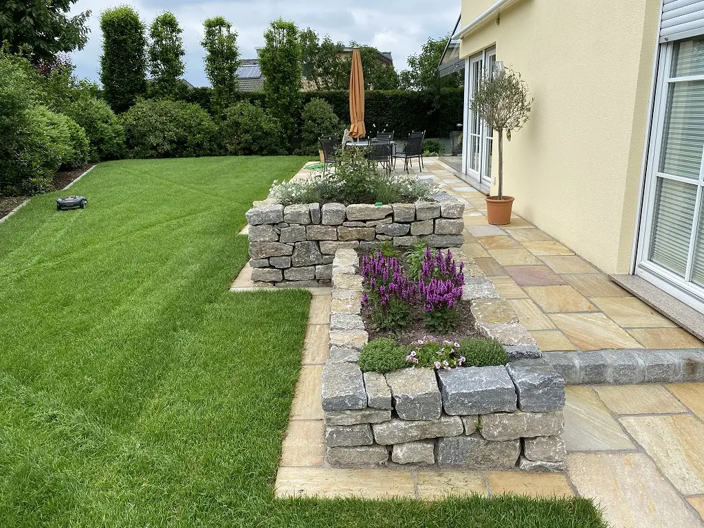 Gartenumgestaltung mit Rollrasen